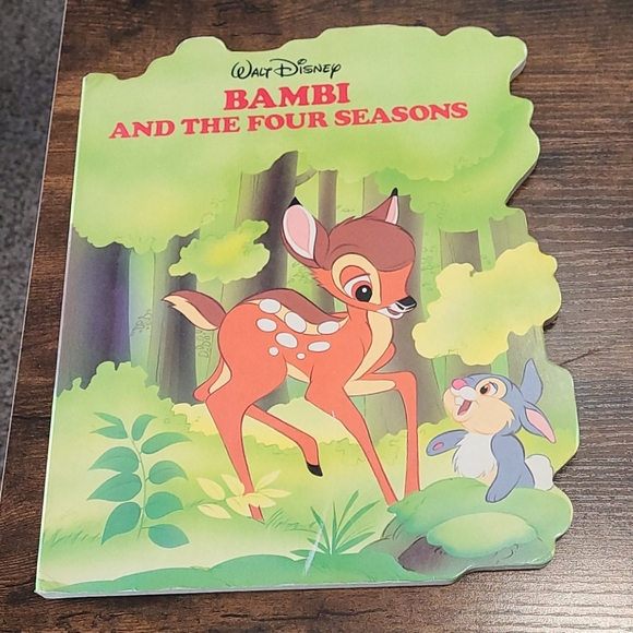 Lot of 4 vintage Walt Disney books. - Picture 5 of 13